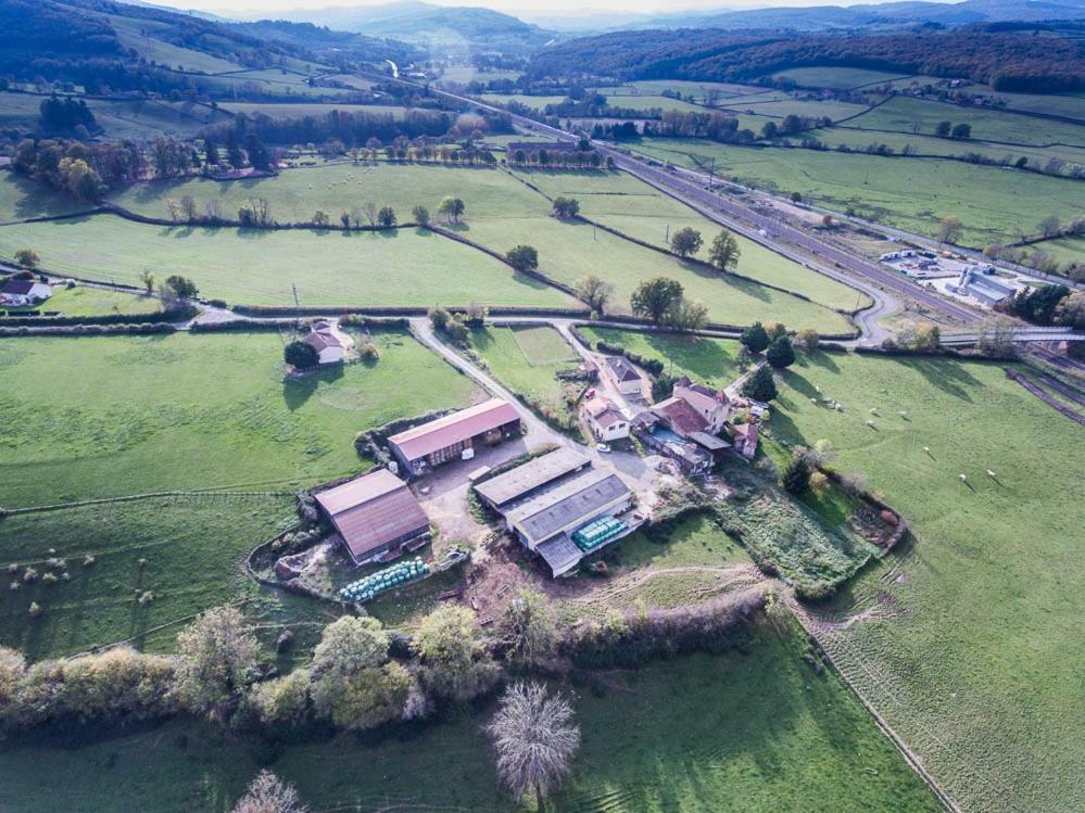 Ferme De La Corbette Cluny Exterior photo